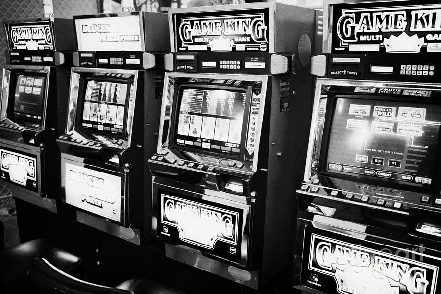 first video poker gambling machines